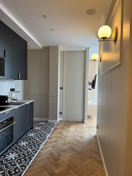Bel Appartement Climatise En Plein Coeur De Lila Exterior foto