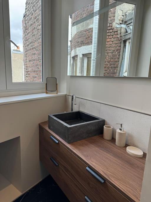 Bel Appartement Climatise En Plein Coeur De Lila Exterior foto