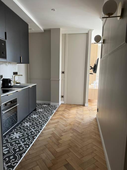 Bel Appartement Climatise En Plein Coeur De Lila Exterior foto